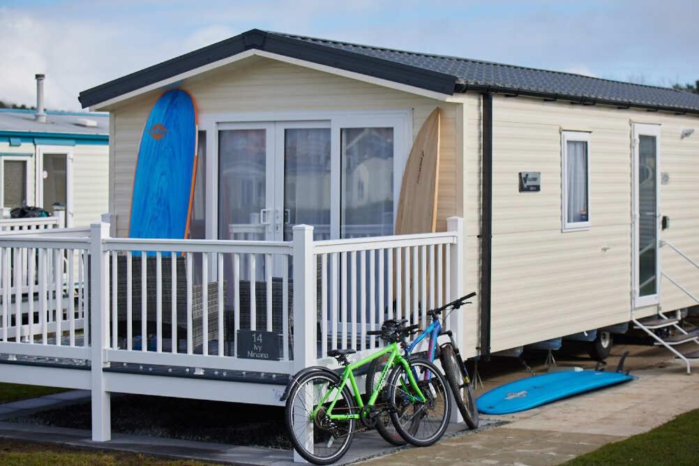 Nirvana Coastal Retreat Holiday Home Cayton Luaran gambar
